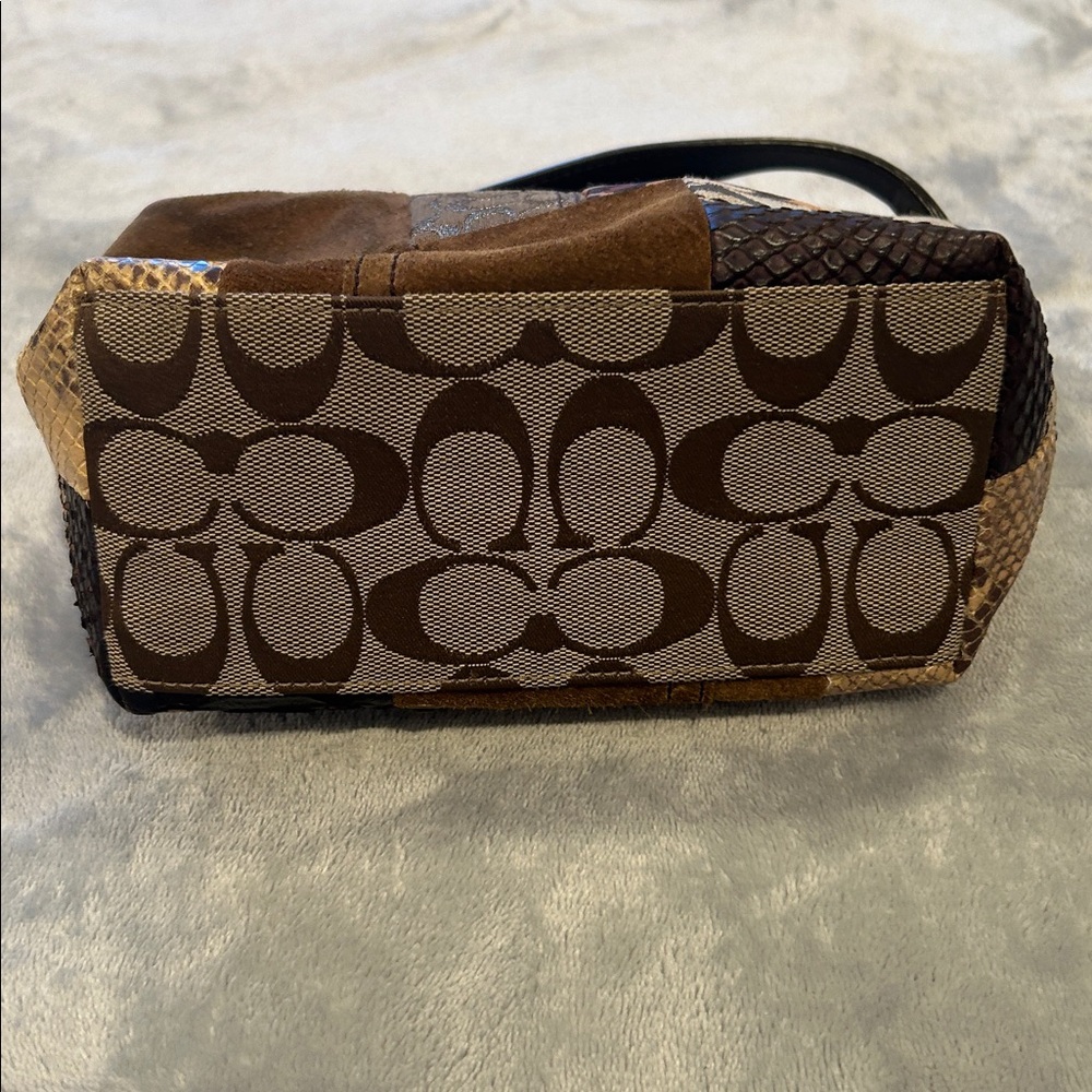 Coach Multicolor Patchwork wristlet bag - image 4